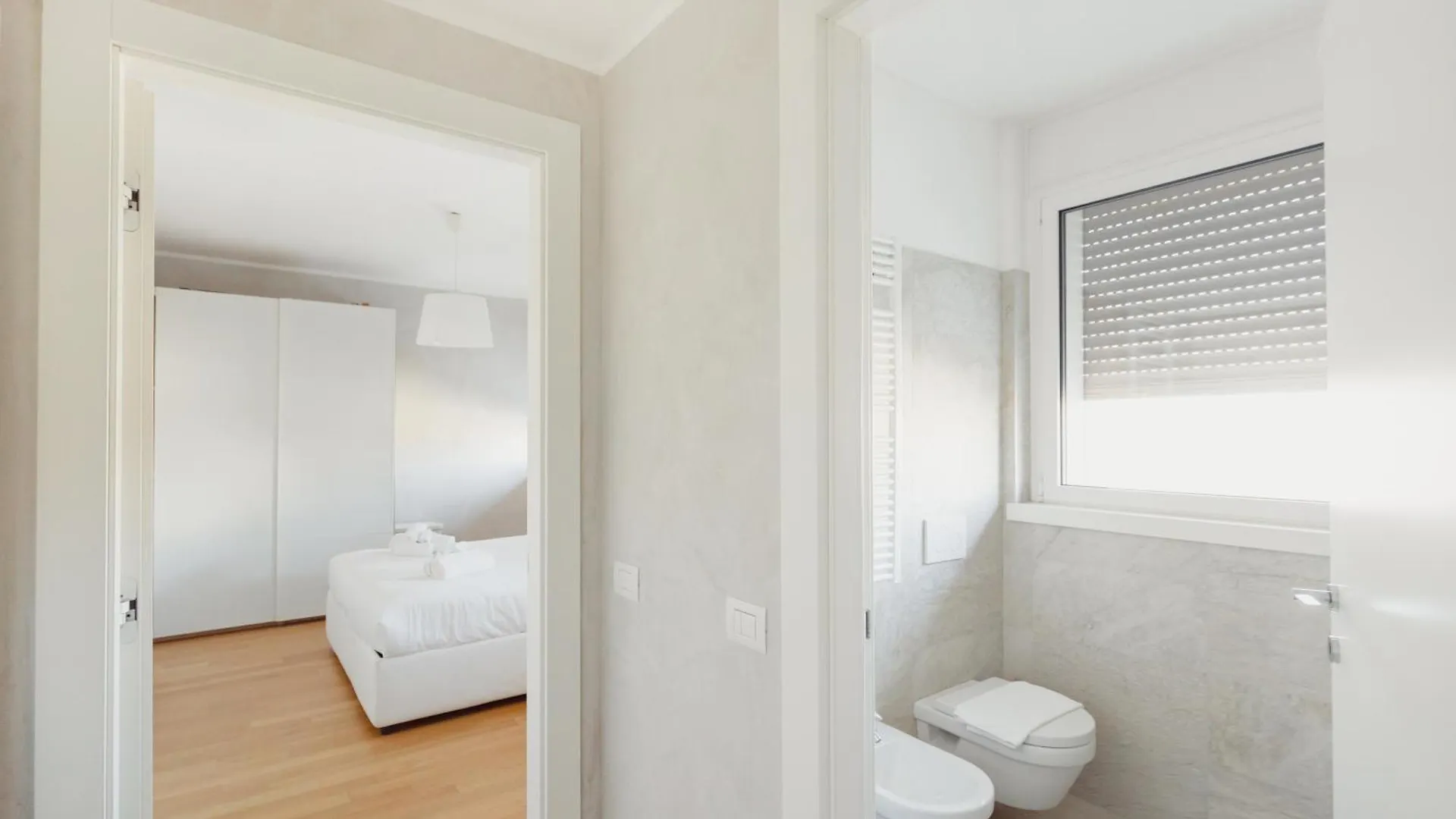 Gohost - Modern Apartments With Private Terrace Near Duomo Mailand