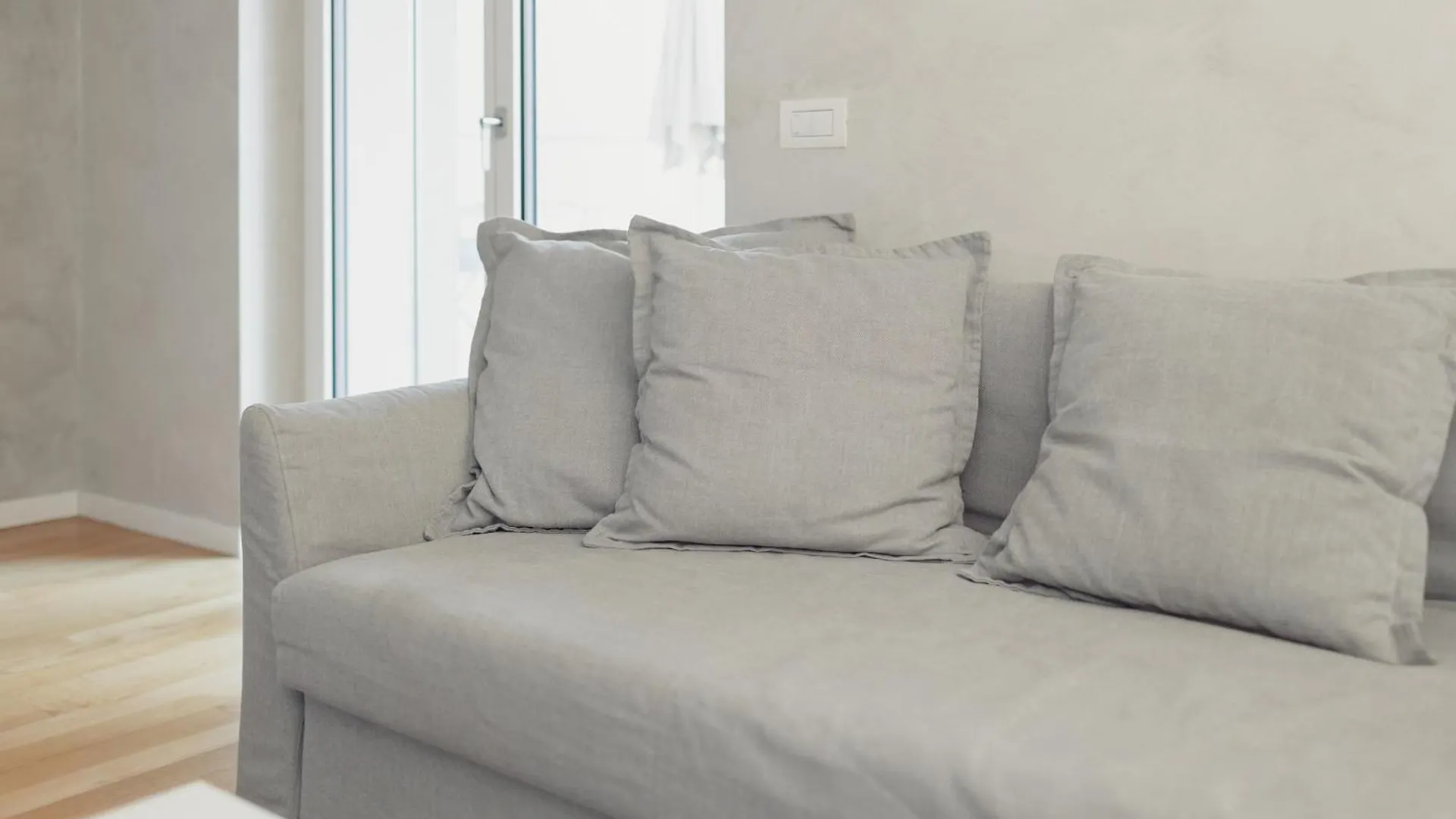 Gohost - Modern Apartments With Private Terrace Near Duomo Mailand 0*,  Italien