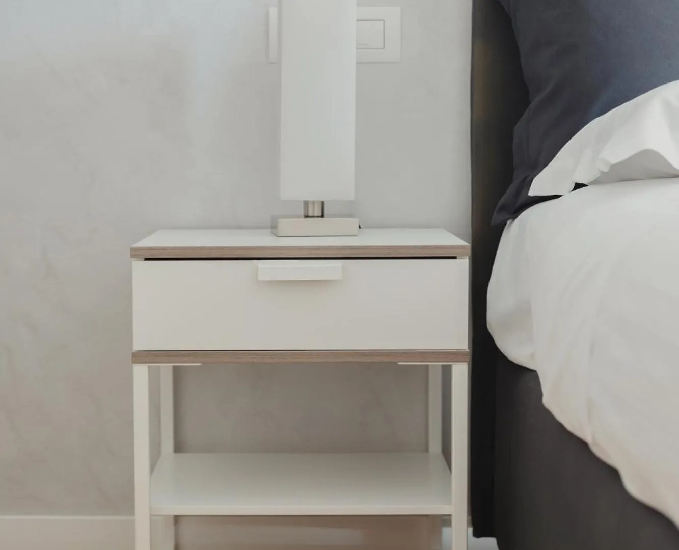 Gohost - Modern Apartments With Private Terrace Near Duomo 밀라노