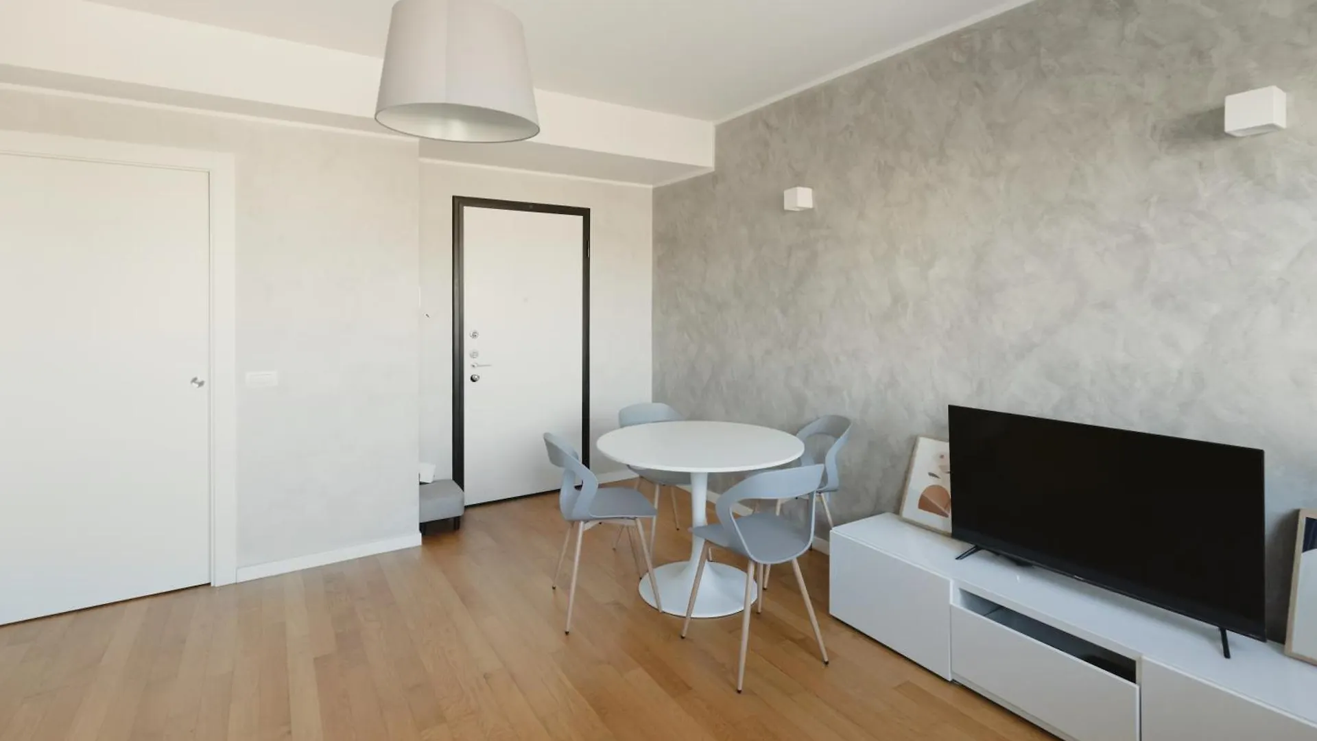 Gohost - Modern Apartments With Private Terrace Near Duomo 이탈리아